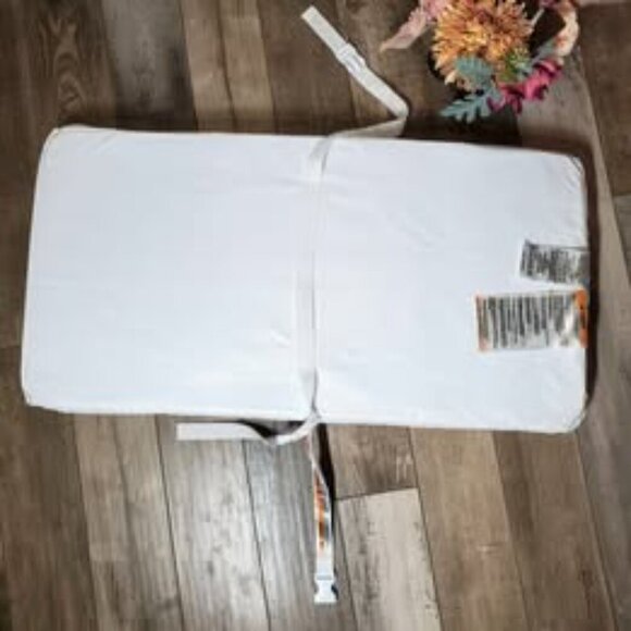 Summer 2 Contoured Changing Pad EUC - Picture 6 of 7